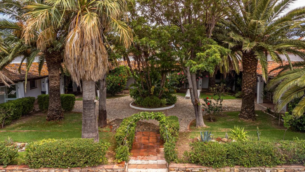 Hotel-Apart Cortijo Las Pinas Tarifa Exterior photo