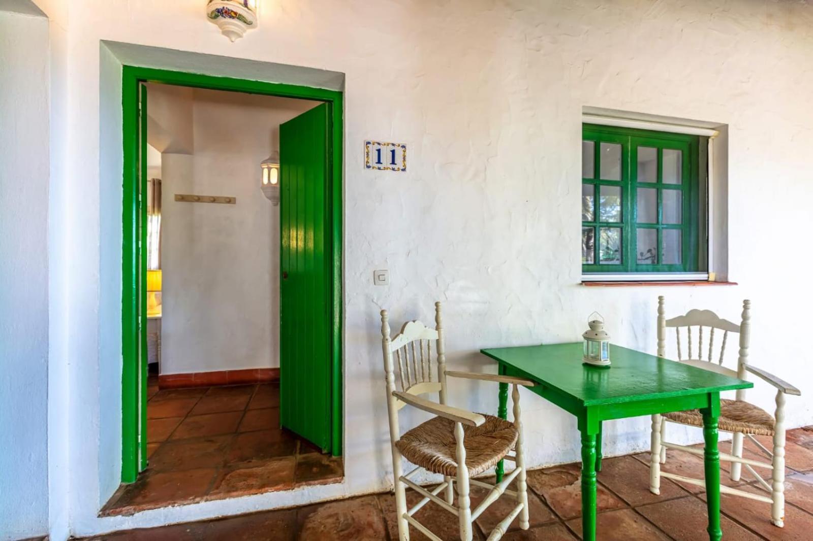Hotel-Apart Cortijo Las Pinas Tarifa Exterior photo